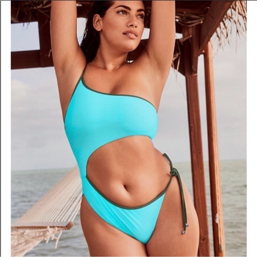 VICTORIA’S SECRET Cutout Side Tie One-Piece Swim Suit Size Small NEW